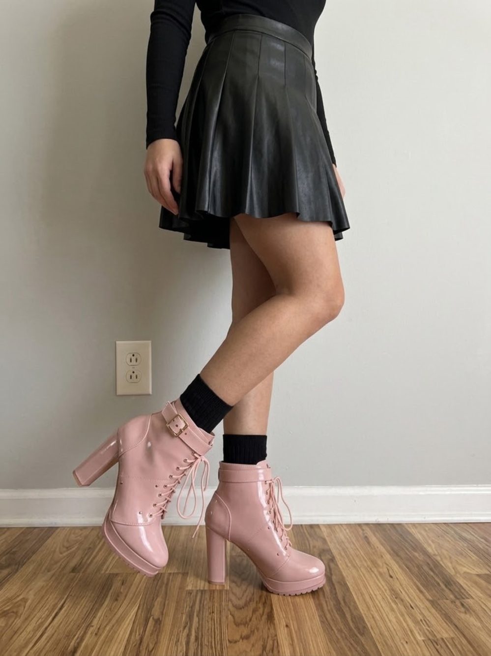 ShoeDazzle Stephy Platform Chunky Ankle Boots Pink Sz 10